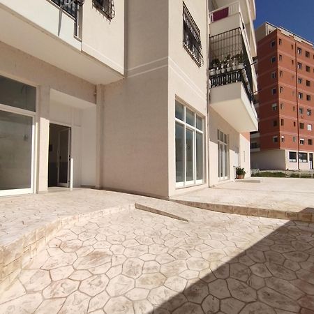 Hergi Apartament Vlorë エクステリア 写真