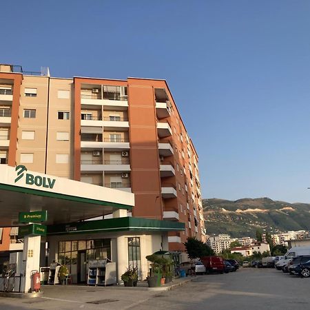 Hergi Apartament Vlorë エクステリア 写真